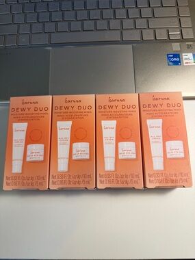 Karuna Dewy Duo Moisture-Boosting Minis — Peach Orange